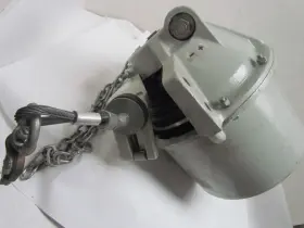 300LA AERO-MOTIVE Tool Balancer #3