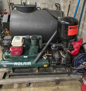 AK300-AIR DURAMAX SEALCOAT TANK Rolair Compressor