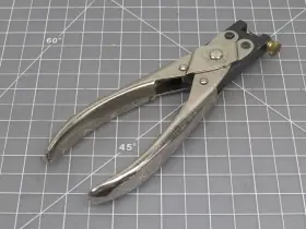 91117-6 AMP Crimping Tool