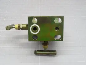 M4APVIC ANDERSON GREENWOOD Valve Manifold #2