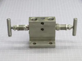 M4THIS-4 ANDERSON GREENWOOD Manifold