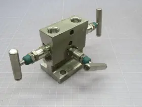 M4TVIS-4-SG ANDERSON GREENWOOD Valve Manifold