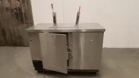 DD58-S BEVERAGE-AIR Double Tap Kegerator Beer Dispenser
