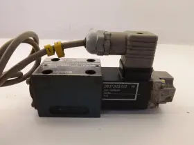 0810090103 BOSCH Directional Valve