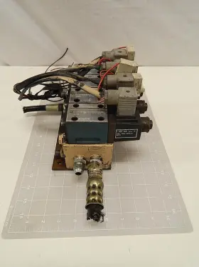 081WV0SP1N112WS110 BOSCH Directional Valves Manifold #2