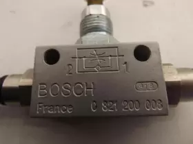 0-821-200-008 BOSCH Flow Control Port #3