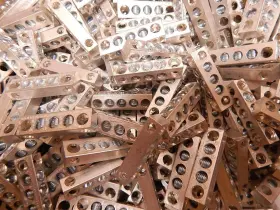 2A2704 BUSSMANN Lug Strip Brumall