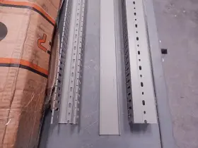 L22G CANAL PLAST Slot Trunking #3