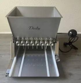 D-45134 DEDY Candy Chocolate Depositor Manual Piston Truffle