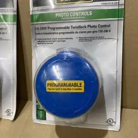 1000012089 DEFIANT Programmable Twistlock Control #2