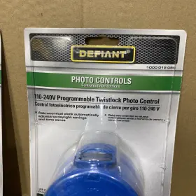 1000012089 DEFIANT Programmable Twistlock Control #3