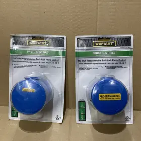 1000012089 DEFIANT Programmable Twistlock Control