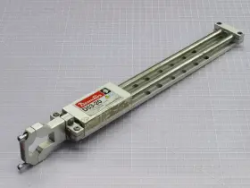 D53-20 DESOUTTER Linear Torque Reaction Positioning Arm Clamp