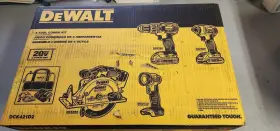 DCK421D2 DEWALT Kit