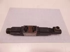 3-4-10B1-DC12 DOUBLE A Vpqf Cl Cy Flow Pressure Rating Valve #2