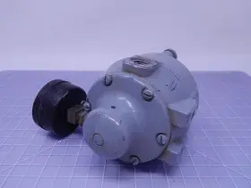 B110ZM FOXBORO Pressure Regulator #3