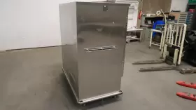 URS-20 FWE Food Transport Cabinet Refrigerated Door #3