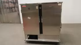 URS-20 FWE Food Transport Cabinet Refrigerated Door