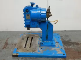 67705BA3 GARDNER-DENVER Compression Riveter Pneumatic Punch