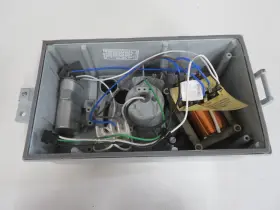 H2010M GE Lighting Fixture #3