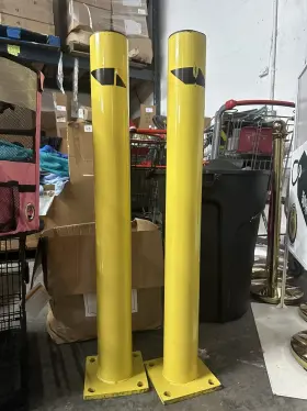 337327R GLOBAL INDUSTRIAL Safety Round Bollard