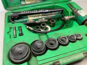 7646 GREENLEE Hydraulic Knockout Driver Set #2