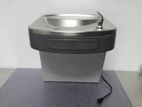 HTVZ8-1B HALSEY TAYLOR Water Fountain