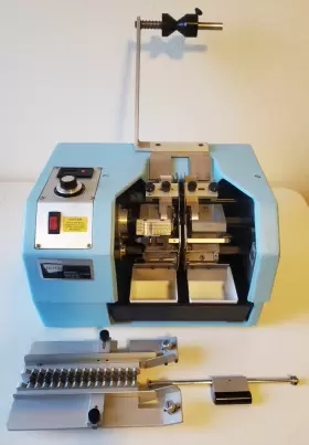 8000-1 HEPCO Taped Axial Former Feeder Video