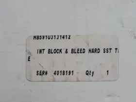 HB591U3131412 HEX VALVE Int Block Bleed Sst Tfe #3