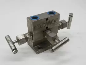 HM531U3399412 HEX VALVES Steel