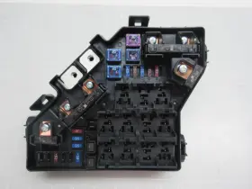 SNA-C122 HONDA Fuse Box