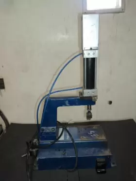 A-1019 JT M PILLAR Pneumatic Punch Press #3