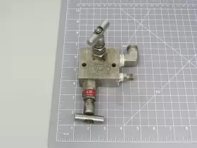 4SBG4NCT KENMAC Valve Manifold #3