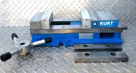 D688-6.7 KURT Angle Lock Milling Vise Jaws Handle