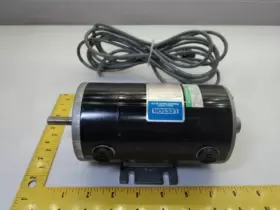 CM34D22OB1D LEESON Permanent Magnet Motor #2