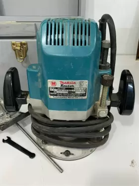 3612BR MAKITA Plunge Router Rpm Volt Amp #2