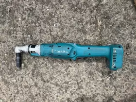 DFL240F MAKITA Square Drive Angle Nut Remover Tool