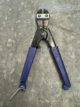 MN-0020 MCC Midget Nipper