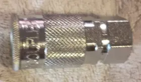 1833 MILTON Fnpt Air Coupler