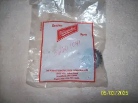 32-75-2521 MILWAUKEE Gear