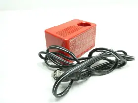 48-59-0182 MILWAUKEE Battery Charger #3
