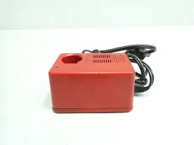 48-59-0182 MILWAUKEE Battery Charger