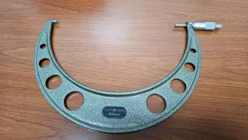 103-226A MITUTOYO Micrometer