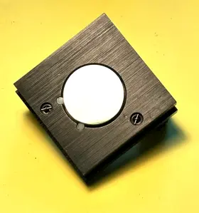MM200-1A NEWPORT Mirror Mount Coated