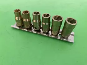 SAVI-568-RED OMEGA TECHNOLOGIES Socket Set Lok Lite