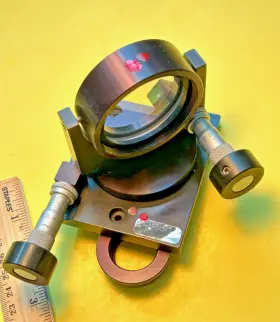 BR24-2 ORIEL Precision Gimbal Mirror Mount Micrometer Optic
