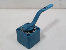 8013E-16HS28 PARKER Isolation Selector Valve