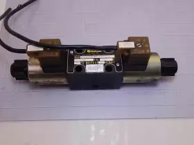 D1VW20DNJWF PARKER Dual Directional Control Valve #2