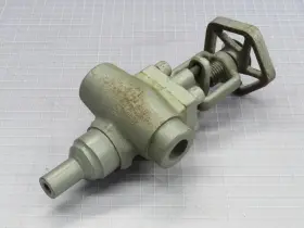 68922-300 PENBERTHY Manual Iron Gagecock Valve