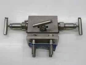 M3-651SDT PGI Valve Manifold #2